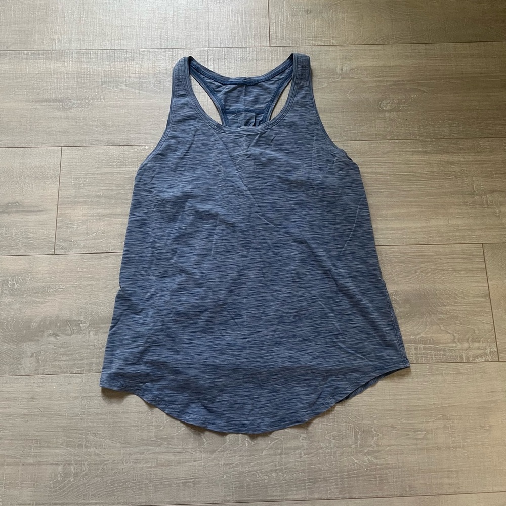 *MOVING EVERYTHING MUST GO* Lululemon tank